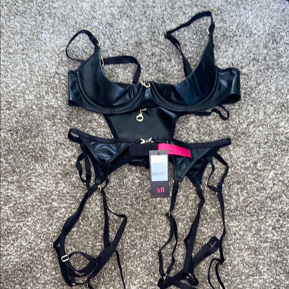 Dita von teese ouvert bra lingerie set